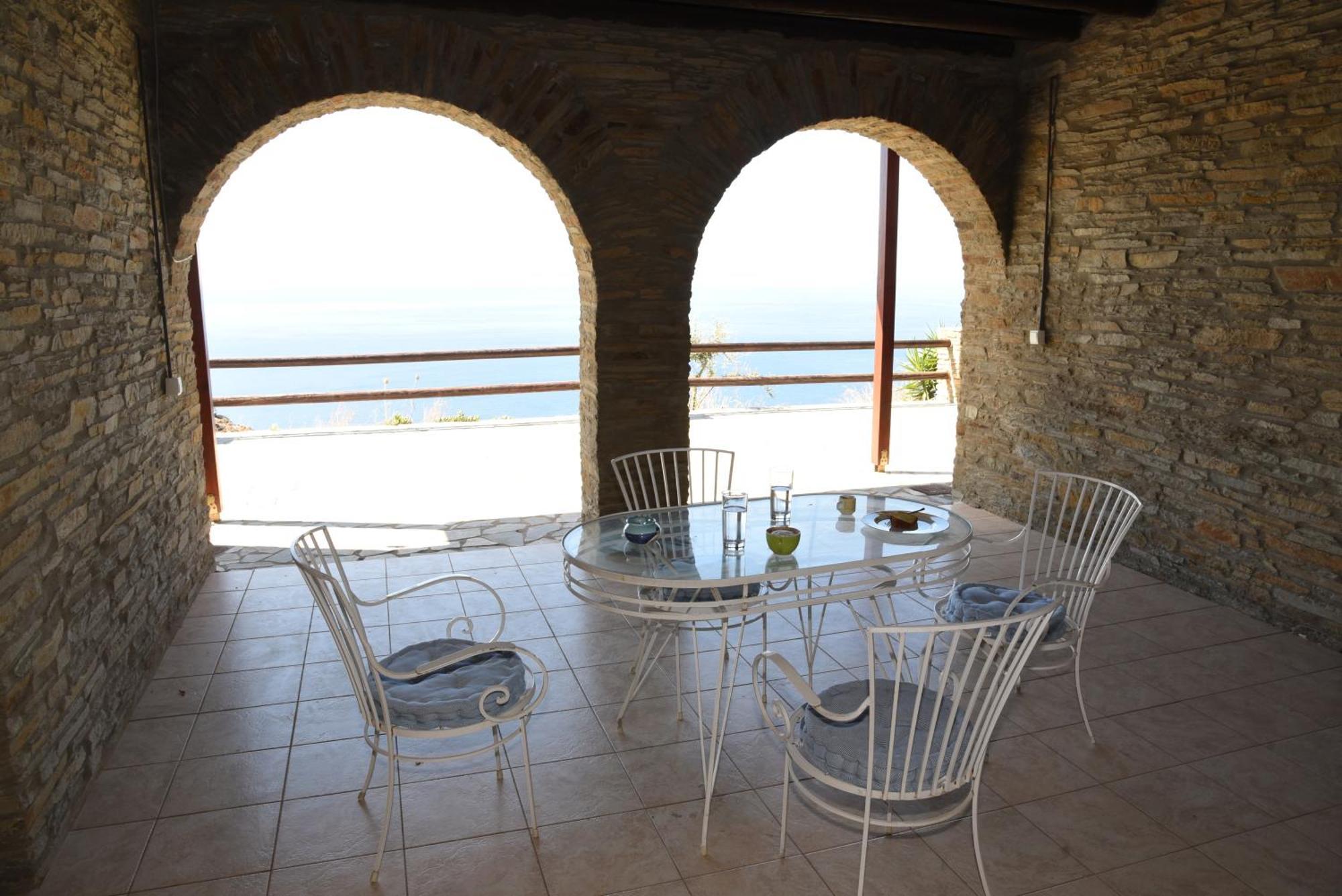 Andros Escape Condos Korthio ภายนอก รูปภาพ