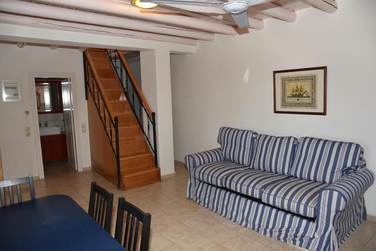 Andros Escape Condos Korthio ภายนอก รูปภาพ