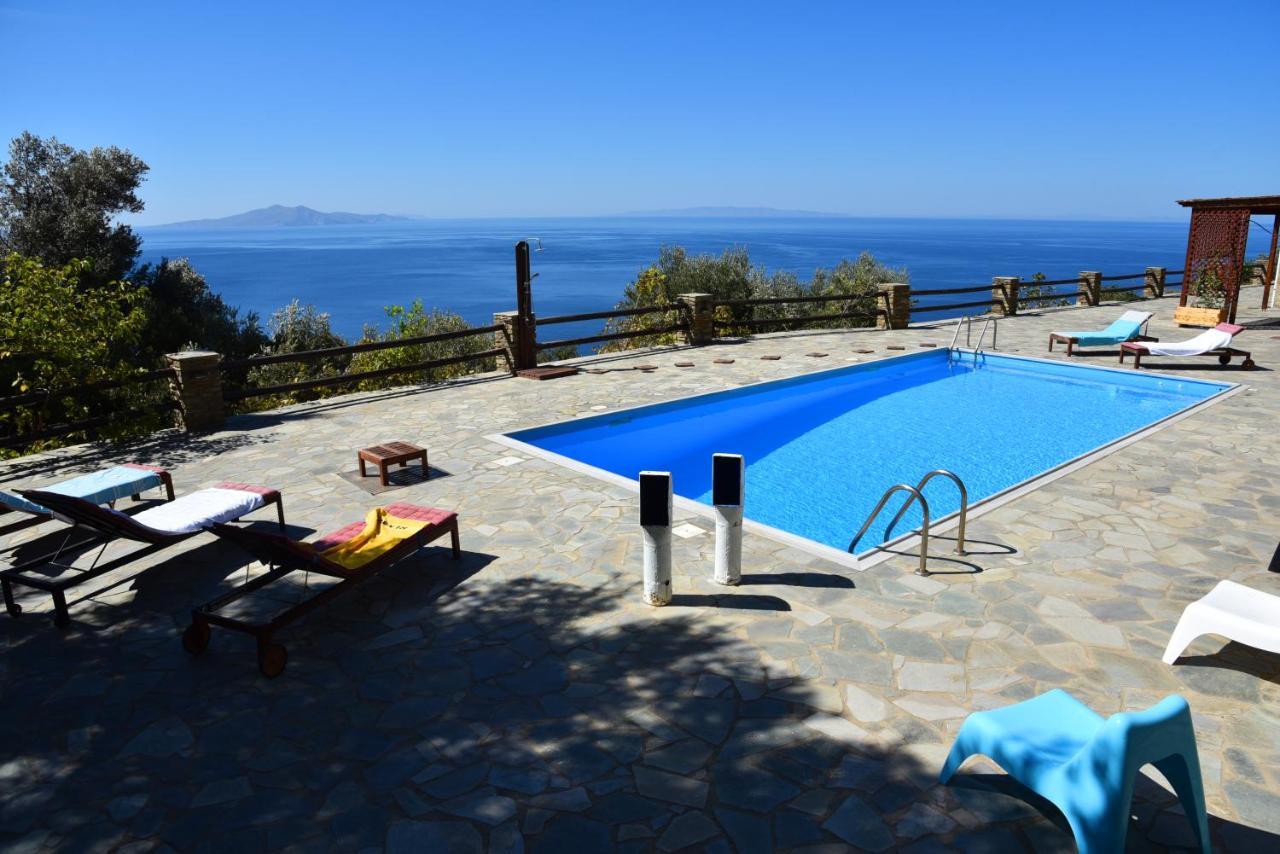 Andros Escape Condos Korthio ภายนอก รูปภาพ