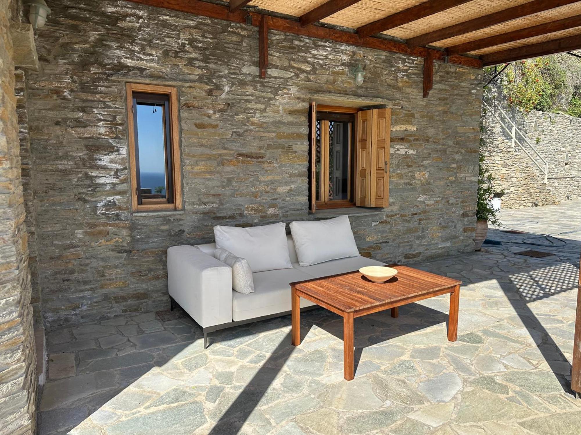 Andros Escape Condos Korthio ภายนอก รูปภาพ